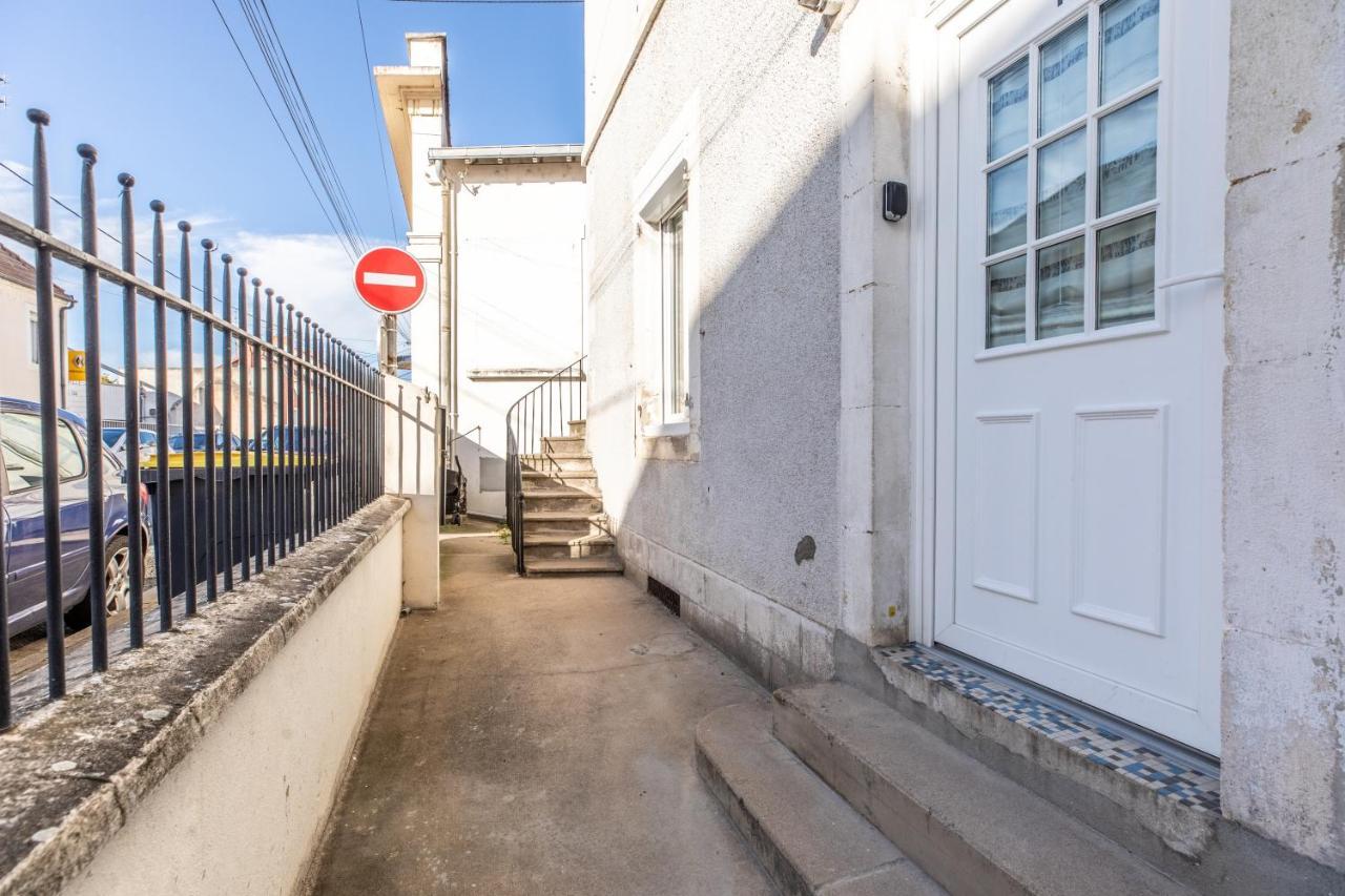 Cosy T2 Renove, Proche Centre-Ville-Fibre/Netflix Montluçon Εξωτερικό φωτογραφία